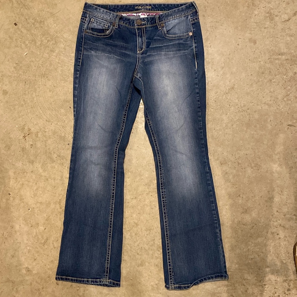 Maurice’s jeans size 9/10
